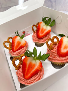 Strawberry Pretzel Cupcake