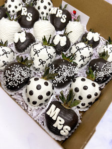 Elegant black & white bow themed berries
